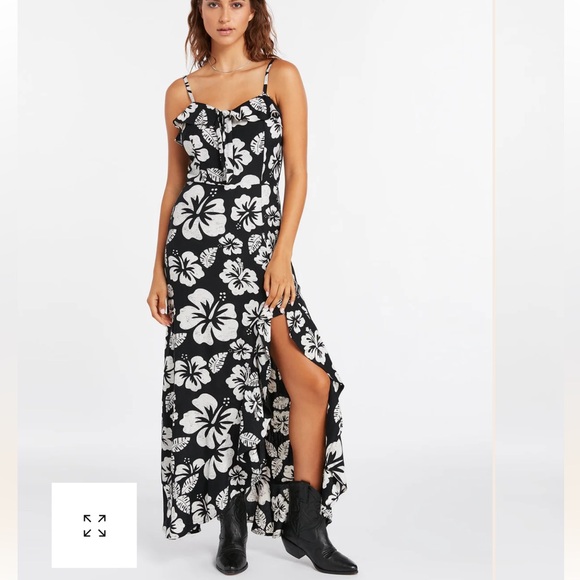 Volcom Dresses & Skirts - VOLCOM DRESS